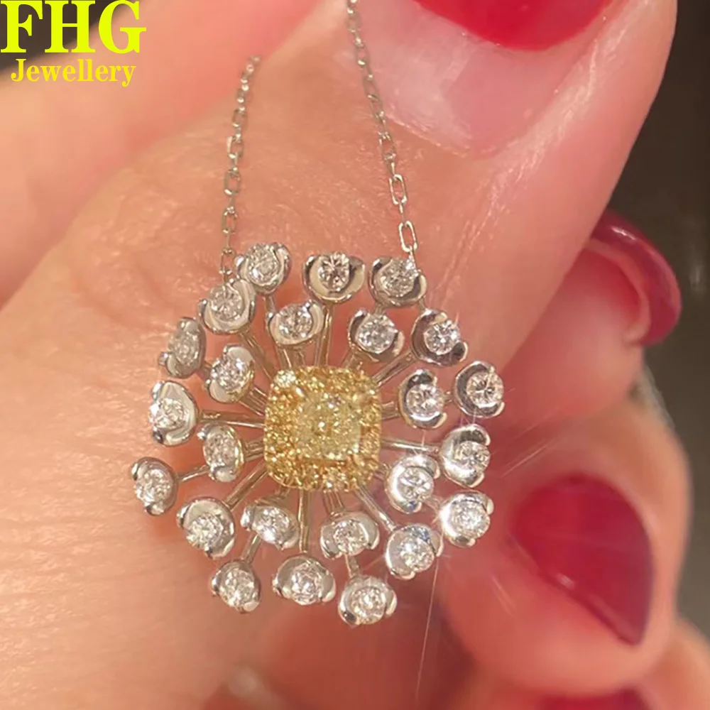 18k Au750 Gold Natural diamond Necklace 0.7Ct Flower shape Necklace Wedding Party Engagement Anniversary Fashion Elegance
18k Au750 Gold Natural diamond Necklace 0.7Ct Flower shape Necklace Wedding Party Engagement Anniversary Fashion Elegance