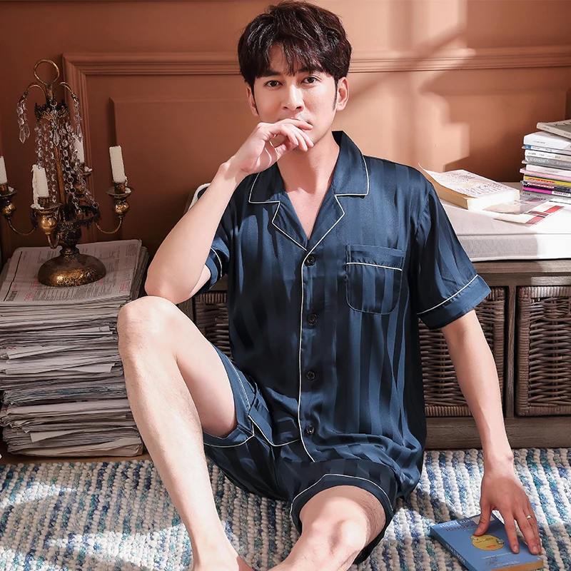 Summer Short Sleeve Pyjamas Set Mens Satin Home Clothes 2PCS Pojama Men's Sleepwear PJ With Button Striped Loungewear Pajamas
Summer Short Sleeve Pyjamas Set Mens Satin Home Clothes 2PCS Pojama Men's Sleepwear PJ With Button Striped Loungewear Pajamas