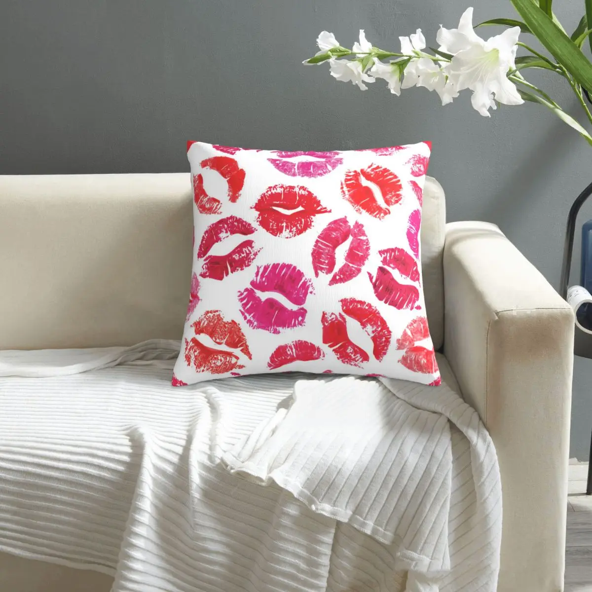 Seamless Pattern With Lipstick Kisses pillowcase printed cushion cover sofa waist pillow pillow cover
Seamless Pattern With Lipstick Kisses pillowcase printed cushion cover sofa waist pillow pillow cover