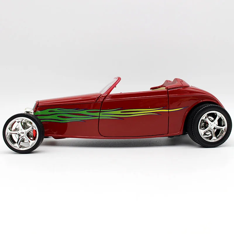 1/18 New Special Offer Die-cast Metal 1933 Retro Convertible Simulation Toy Car Model Furniture Display Collection Decoration
1/18 New Special Offer Die-cast Metal 1933 Retro Convertible Simulation Toy Car Model Furniture Display Collection Decoration