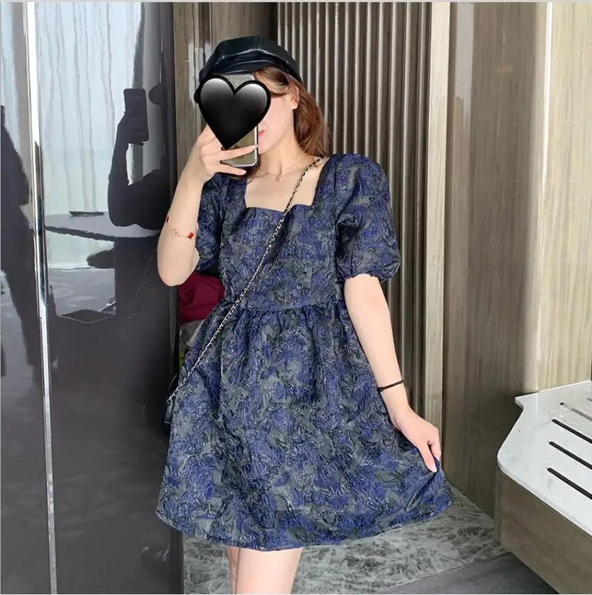 French palace style Vestidos Women 50S 60S Vintage Square Collar short sleeve dress female summer 2020 new Elegant Midi Dress
French palace style Vestidos Women 50S 60S Vintage Square Collar short sleeve dress female summer 2020 new Elegant Midi Dress