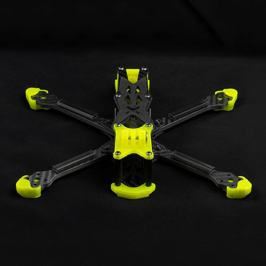 Foxeer Aura 5 Inch 220mm Wheeelbase T700 Carbon Frame Kit for T700 FPV RC Racing Drone RC Quadcopter
Foxeer Aura 5 Inch 220mm Wheeelbase T700 Carbon Frame Kit for T700 FPV RC Racing Drone RC Quadcopter