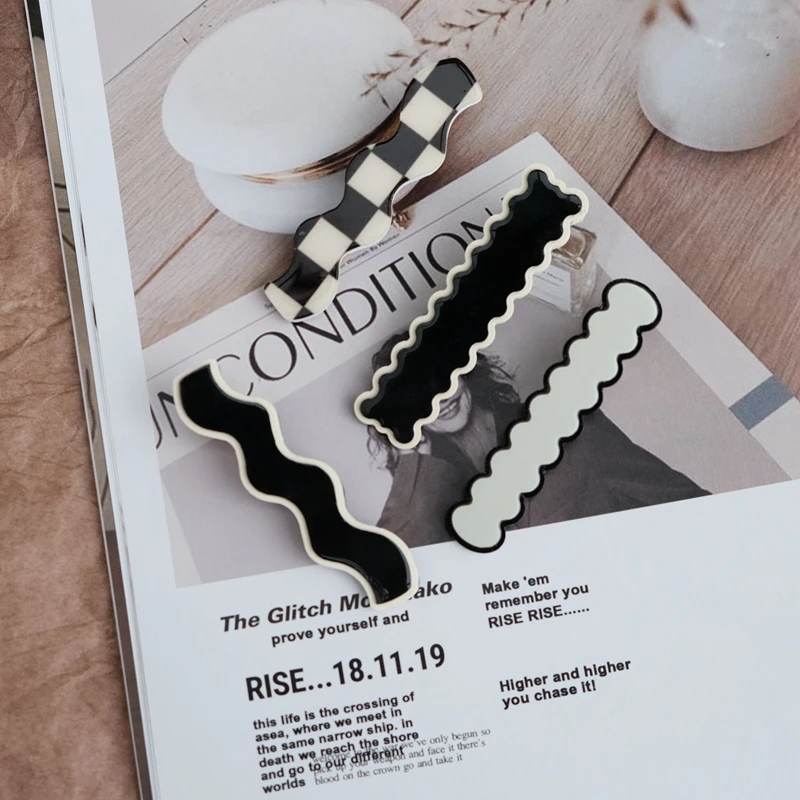 Black White Checkerboard Hair Clips Ins Style Girls Retro Acrylic Barrettes Hairpin for Beauty Mask Hairpin Hair Accessories
Black White Checkerboard Hair Clips Ins Style Girls Retro Acrylic Barrettes Hairpin for Beauty Mask Hairpin Hair Accessories