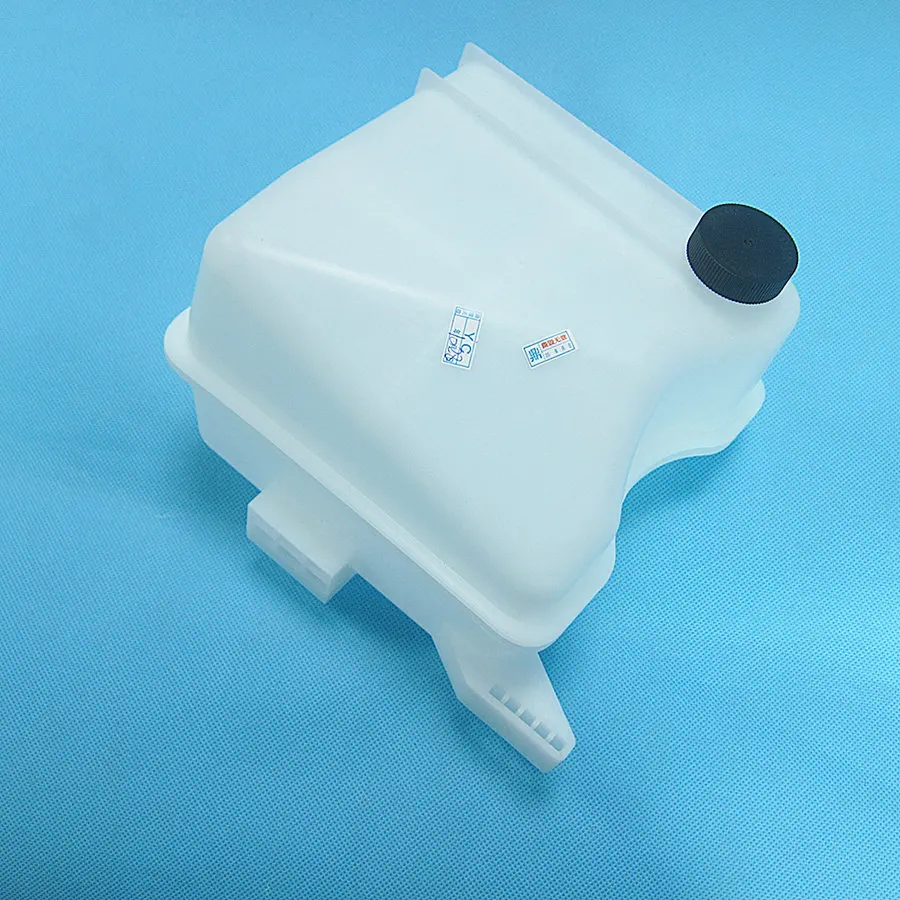 Car engine cooling system radiator expansion water tank LFB7-15-350A for Mazda 5 2005-2013 CR CW Premacy
Car engine cooling system radiator expansion water tank LFB7-15-350A for Mazda 5 2005-2013 CR CW Premacy