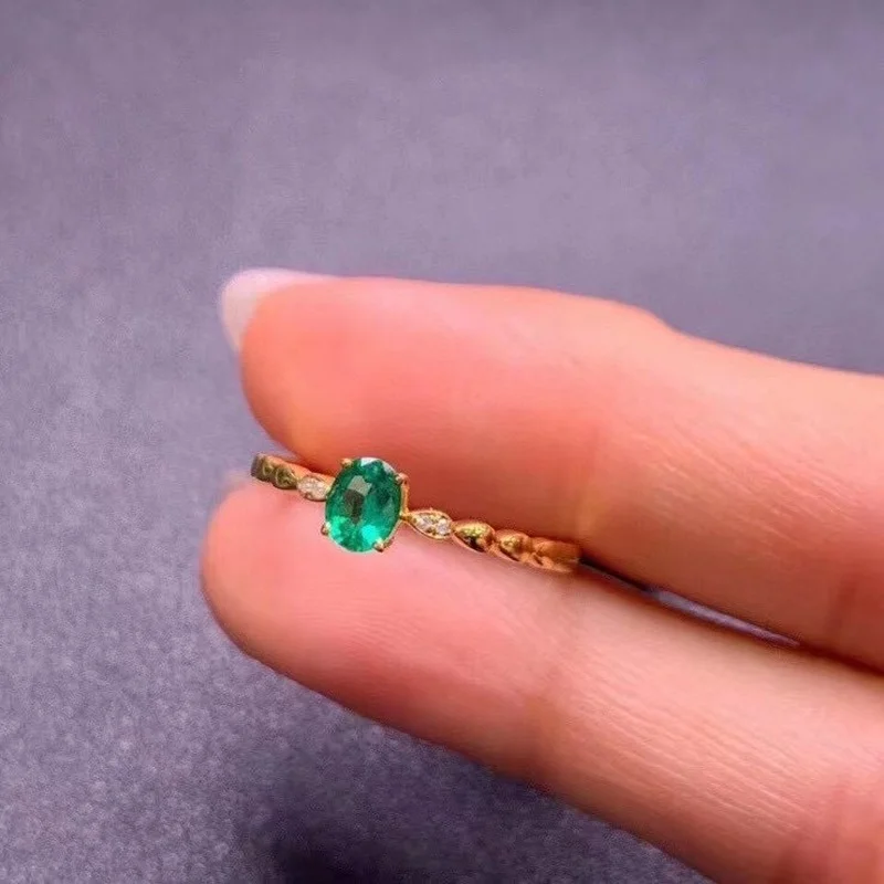 100% Natural Emerald Ring Oval Cut 925 Sterling Silver Female Ring Girl Gift 4*5mm
100% Natural Emerald Ring Oval Cut 925 Sterling Silver Female Ring Girl Gift 4*5mm