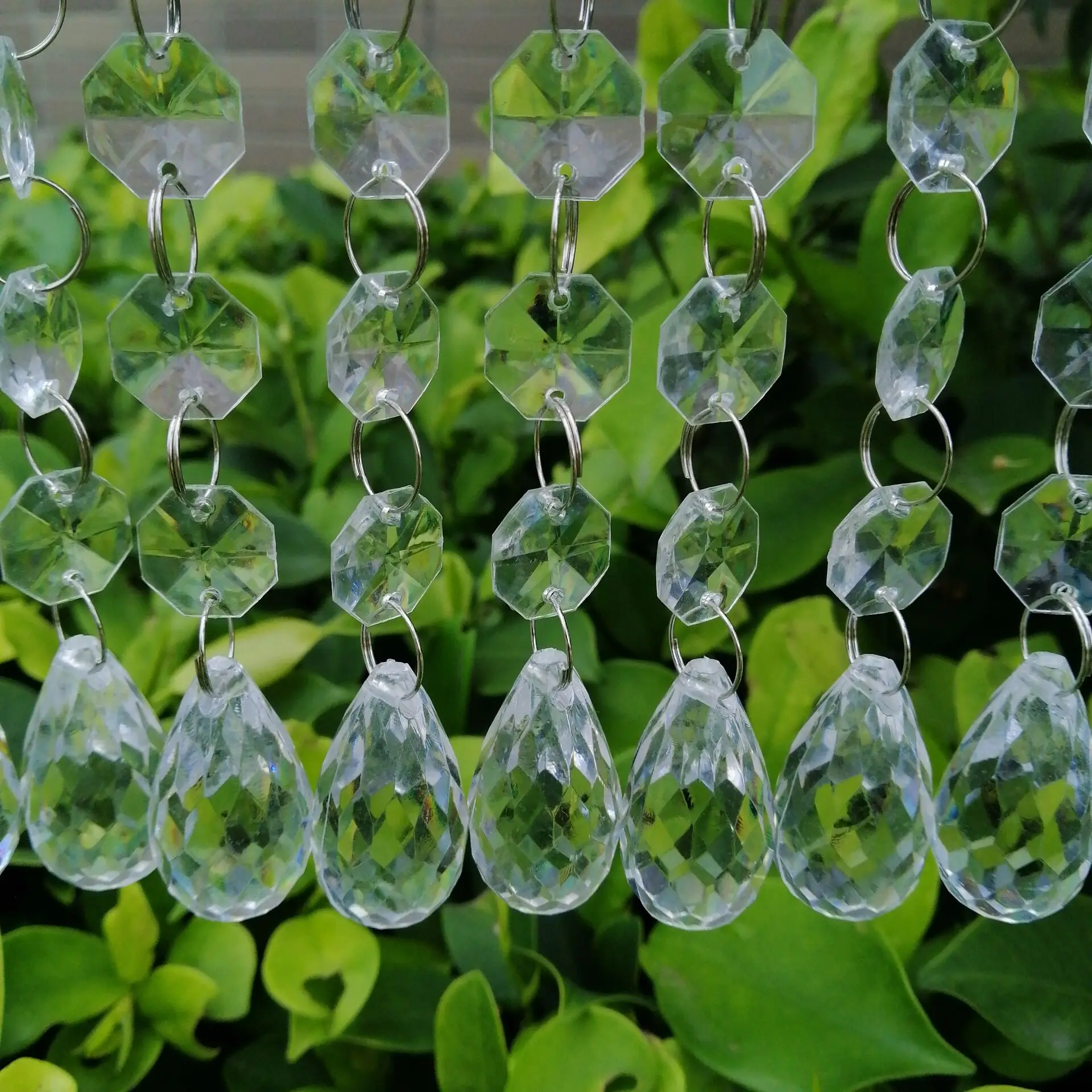 Camal 30pcs Waterdrops Acrylic Crystal Octagonal Beads String Prisms Garland Chandelier Hanging Home Party Curtain Wedding
Camal 30pcs Waterdrops Acrylic Crystal Octagonal Beads String Prisms Garland Chandelier Hanging Home Party Curtain Wedding