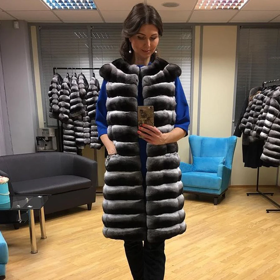 Winter Fashion Fur Vest Coat Chinchilla Color Jacket Women Real Rex Rabbit Fur Outwear Hot Style
Winter Fashion Fur Vest Coat Chinchilla Color Jacket Women Real Rex Rabbit Fur Outwear Hot Style