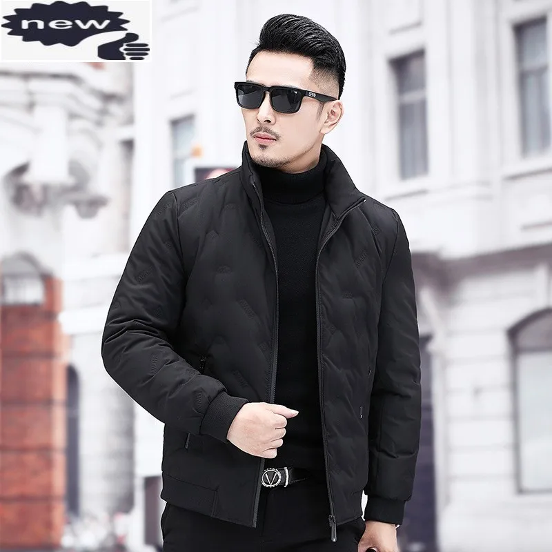 Winter New Brand Embossing Thick Warm Mens Down Coats Fashion Stand Collar Long Sleeve Windproof Loose Casual Jackets Plus Size
Winter New Brand Embossing Thick Warm Mens Down Coats Fashion Stand Collar Long Sleeve Windproof Loose Casual Jackets Plus Size