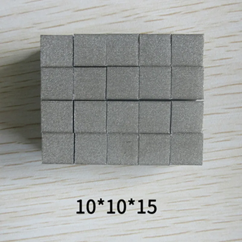 100PCS Conductive foam 10X10mm conductive particle shielding foam EMI gasket can be customized conductive shielding sponge
100PCS Conductive foam 10X10mm conductive particle shielding foam EMI gasket can be customized conductive shielding sponge