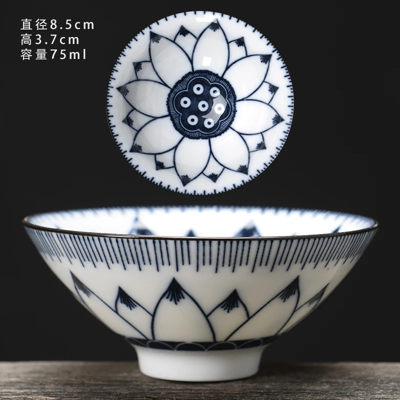 8.5cm Chinese Tea Bowls 75ml Cute Teacups White and Blue Ceramic Tea Cup Set Fine Bone China Tea Set Luxury Gongfu Tea Set
8.5cm Chinese Tea Bowls 75ml Cute Teacups White and Blue Ceramic Tea Cup Set Fine Bone China Tea Set Luxury Gongfu Tea Set