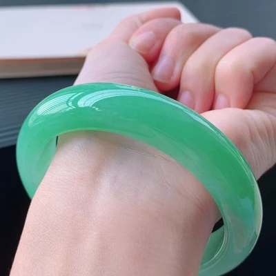 Zheru Jewelry Natural Burmese Jadeite Light Green 54-64mm Bracelet Elegant Princess Jewelry Best Gift
Zheru Jewelry Natural Burmese Jadeite Light Green 54-64mm Bracelet Elegant Princess Jewelry Best Gift