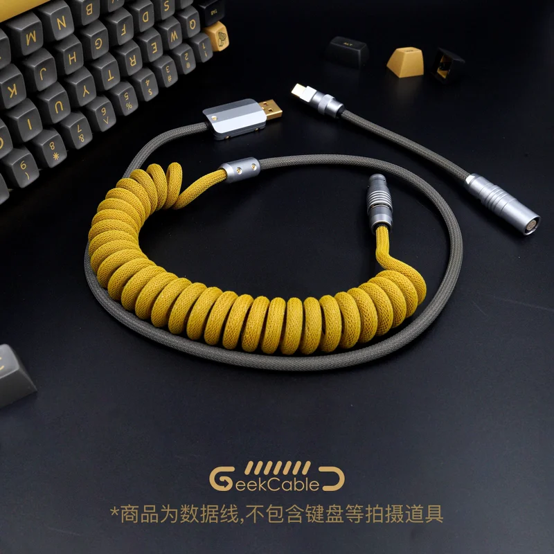 Механическая клавиатура GeekCable ручной работы, кабель для передачи данных для GMK, тема SP Keycap Line MelGeek Black Shimmer Colorway
Механическая клавиатура GeekCable ручной работы, кабель для передачи данных для GMK, тема SP Keycap Line MelGeek Black Shimmer Colorway