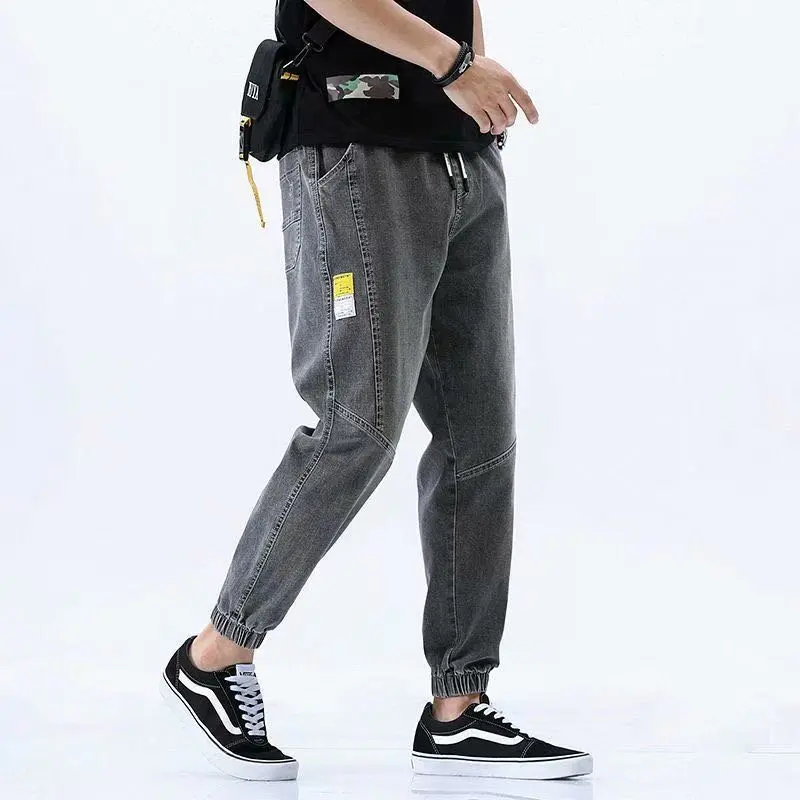 2023 New Hip Hop Harem Jeans Men's Jeans Men's Loose Brand Harem Trousers Korean Casual Sweatpants Korea Ankle Length Pants
2023 New Hip Hop Harem Jeans Men's Jeans Men's Loose Brand Harem Trousers Korean Casual Sweatpants Korea Ankle Length Pants