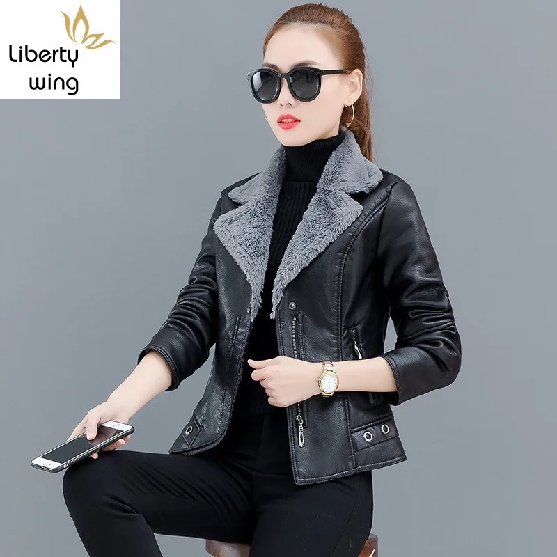 Korean New Long Sleeve Fleece Lining Womens Faux Leather Jackets Motorcycle Fashion Lapel Slim Fit Thick Short Coats Plus Size
Korean New Long Sleeve Fleece Lining Womens Faux Leather Jackets Motorcycle Fashion Lapel Slim Fit Thick Short Coats Plus Size