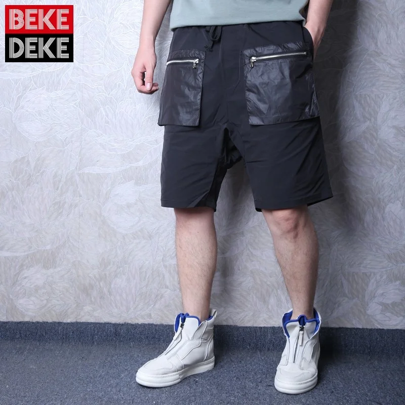 New Summer Men Cargo Shorts Zipper Pockets Hip Hop Knee Length Shorts Street Elastic Waist Loose Casual Shorts Male S-2XL
New Summer Men Cargo Shorts Zipper Pockets Hip Hop Knee Length Shorts Street Elastic Waist Loose Casual Shorts Male S-2XL