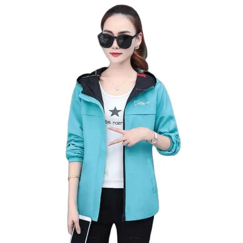Wear On Both Sides Student Women's Coat Short Slim Spring Autumn New 2022 Casual Printing Hooded Fashion Female Jacket
Wear On Both Sides Student Women's Coat Short Slim Spring Autumn New 2022 Casual Printing Hooded Fashion Female Jacket