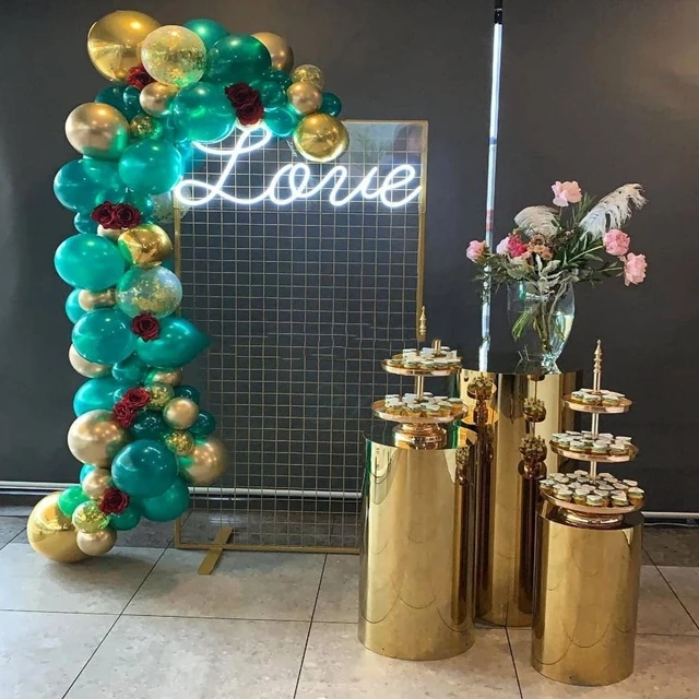 Mirror surface gold silver wedding decoration round mental plinths set For Wedding Decoration yudao522
Mirror surface gold silver wedding decoration round mental plinths set For Wedding Decoration yudao522
