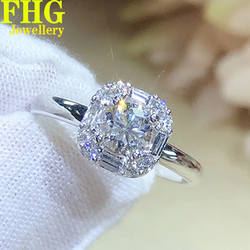 Solid 9K Au375 White Gold Ring 0.6Carat Nature Diamond Ring Wedding Party Engagement Anniversary Fashion Elegant
Solid 9K Au375 White Gold Ring 0.6Carat Nature Diamond Ring Wedding Party Engagement Anniversary Fashion Elegant