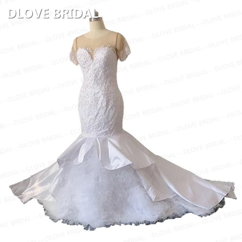 Illusion Short Sleeve Wedding Dress High Quality Bridal Gown Factory Custom Made Real Photo
Illusion Short Sleeve Wedding Dress High Quality Bridal Gown Factory Custom Made Real Photo