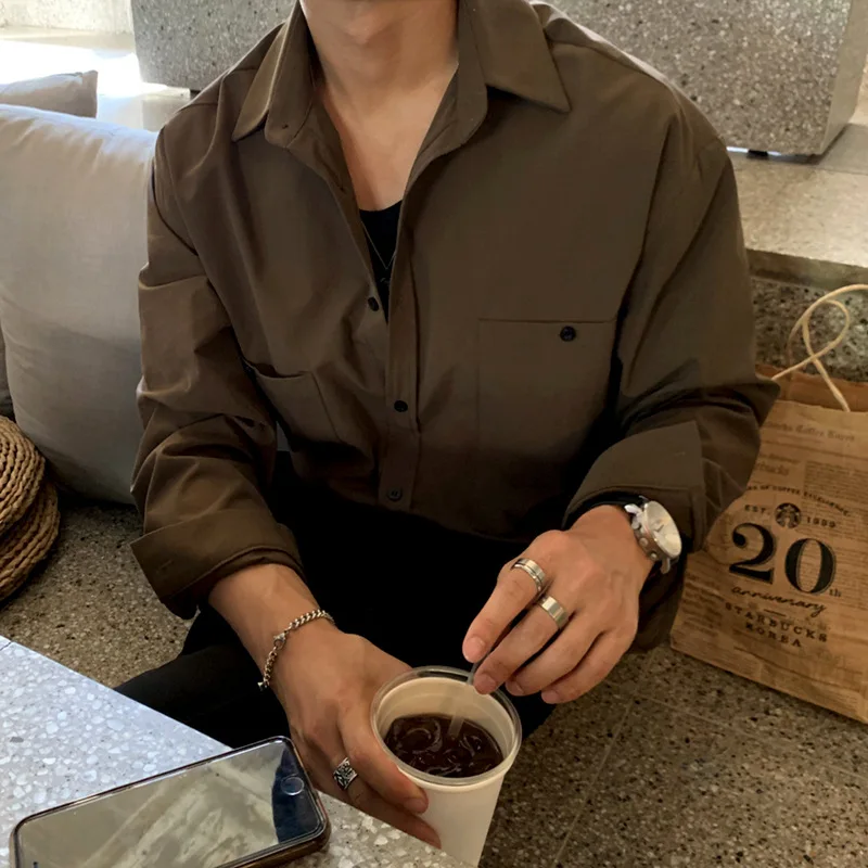 Autumn new style coffee-colored shirt temperament retro ancient ways contracted men's long-sleeve shirt loose and handsome coat
Autumn new style coffee-colored shirt temperament retro ancient ways contracted men's long-sleeve shirt loose and handsome coat