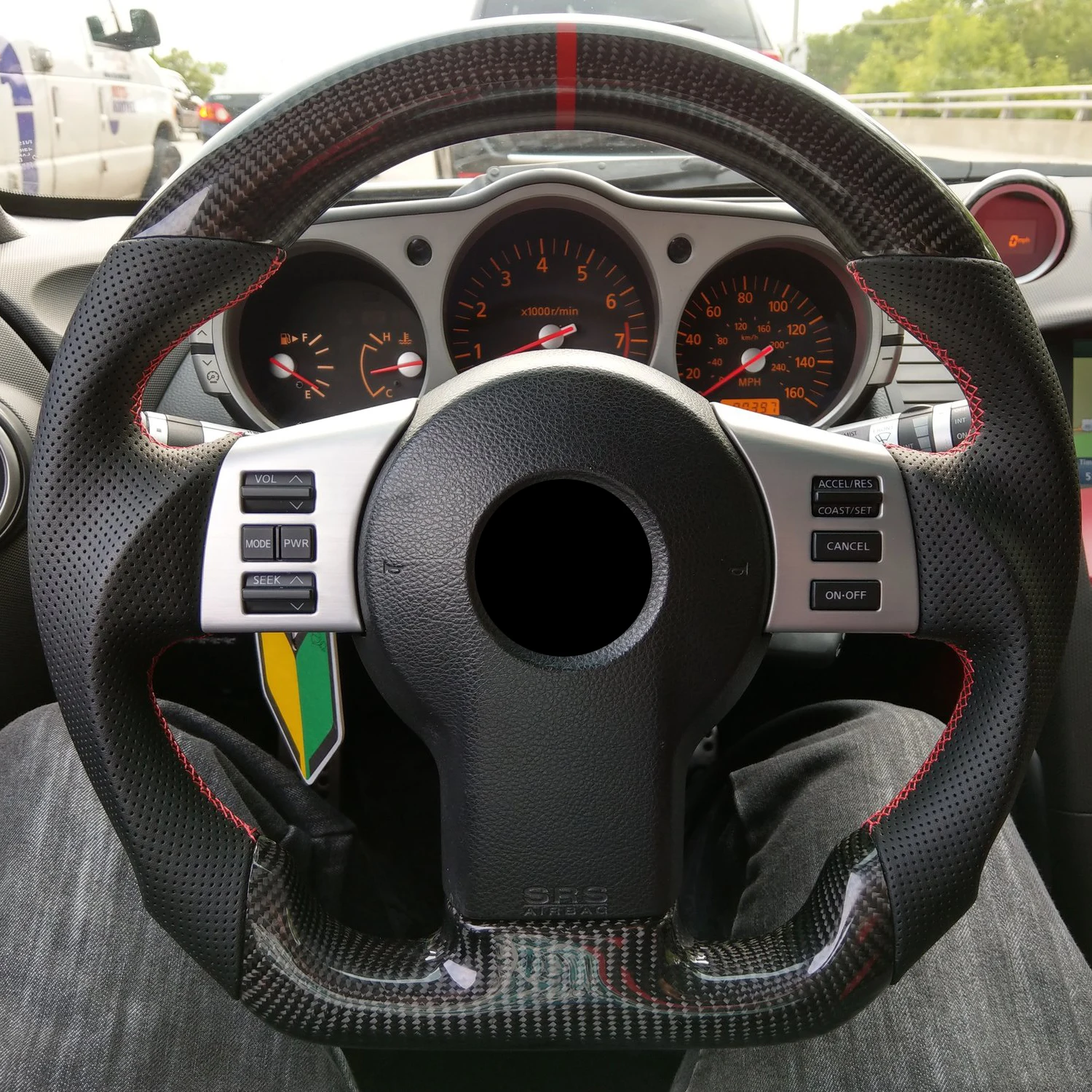 LED Carbon Fiber Steering Wheel Nappa Perforated Leather Red Stitching For Nissan 350z 2003-2008
LED Carbon Fiber Steering Wheel Nappa Perforated Leather Red Stitching For Nissan 350z 2003-2008