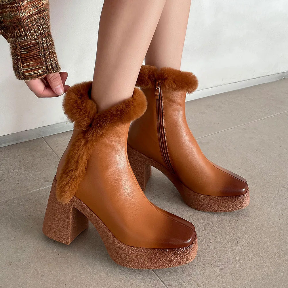 Autumn Winter Warm Plush Genuine Cow Leather Ankle Boots Women Platform Chunky High Heels Short Boots Female Fur British Shoes
Autumn Winter Warm Plush Genuine Cow Leather Ankle Boots Women Platform Chunky High Heels Short Boots Female Fur British Shoes