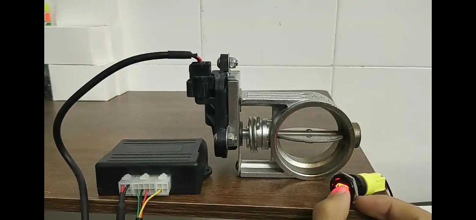 Electric Pneumatic Exhaust Valve Switch Refitted Valve Exhaust Controller Switch Exhaust Pipe Sports Car Sound Switch
Electric Pneumatic Exhaust Valve Switch Refitted Valve Exhaust Controller Switch Exhaust Pipe Sports Car Sound Switch