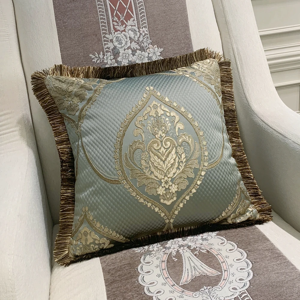 Deluxe European Style Damask Locational Floral Light Blue Pillow Case Fringe Velvet Home Decor Living Room Sofa Cushion Cover
Deluxe European Style Damask Locational Floral Light Blue Pillow Case Fringe Velvet Home Decor Living Room Sofa Cushion Cover