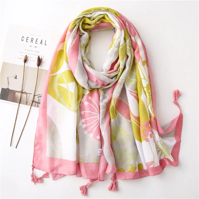 2020 Spring Cotton Big Flower Print Tassel Scarves Shawls Fashion Soft Floral Wrap Scarf Hijab Free Shipping
2020 Spring Cotton Big Flower Print Tassel Scarves Shawls Fashion Soft Floral Wrap Scarf Hijab Free Shipping