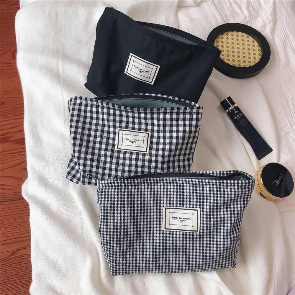 Black Plaid Makeup Bag Simple Urban Leisure Pure Cotton Travel Organizer Cosmetics Do Torebki Pouch
Black Plaid Makeup Bag Simple Urban Leisure Pure Cotton Travel Organizer Cosmetics Do Torebki Pouch
