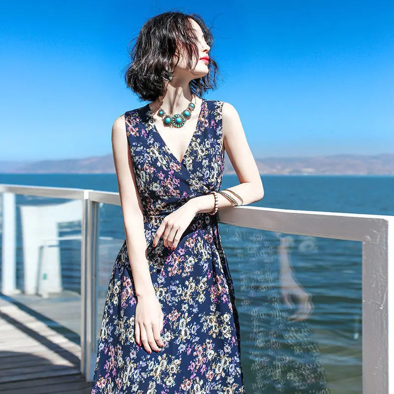 2021 summer new women's dress floral slim Print Long Dress Bohemian seaside resort beach dress
2021 summer new women's dress floral slim Print Long Dress Bohemian seaside resort beach dress
