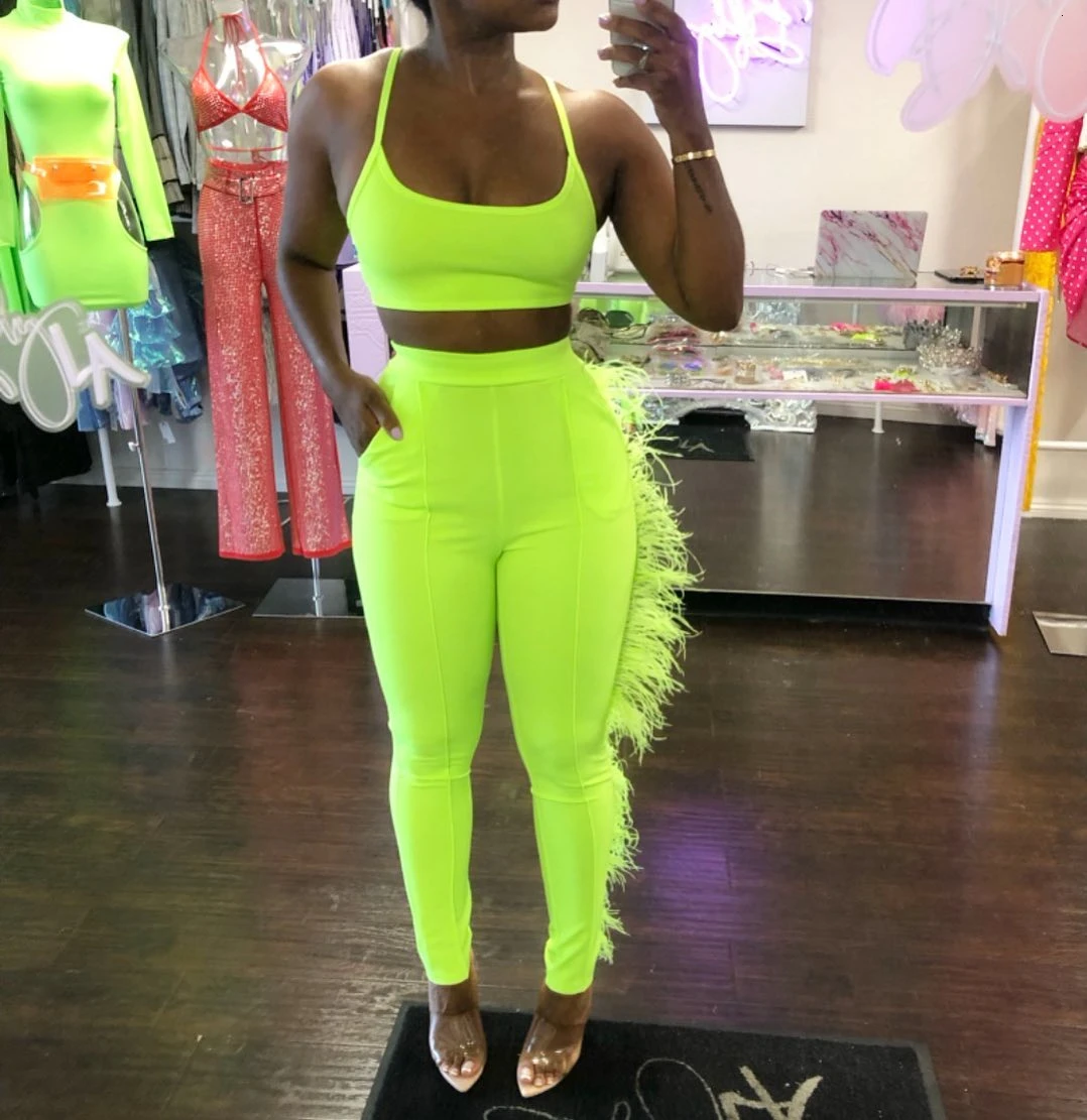 Strap Cami Crop Top And Tassel Front Pants 2 Piece Set Women Summer Solid Vacation Two Piece Set Matching Sets Outfits
Strap Cami Crop Top And Tassel Front Pants 2 Piece Set Women Summer Solid Vacation Two Piece Set Matching Sets Outfits