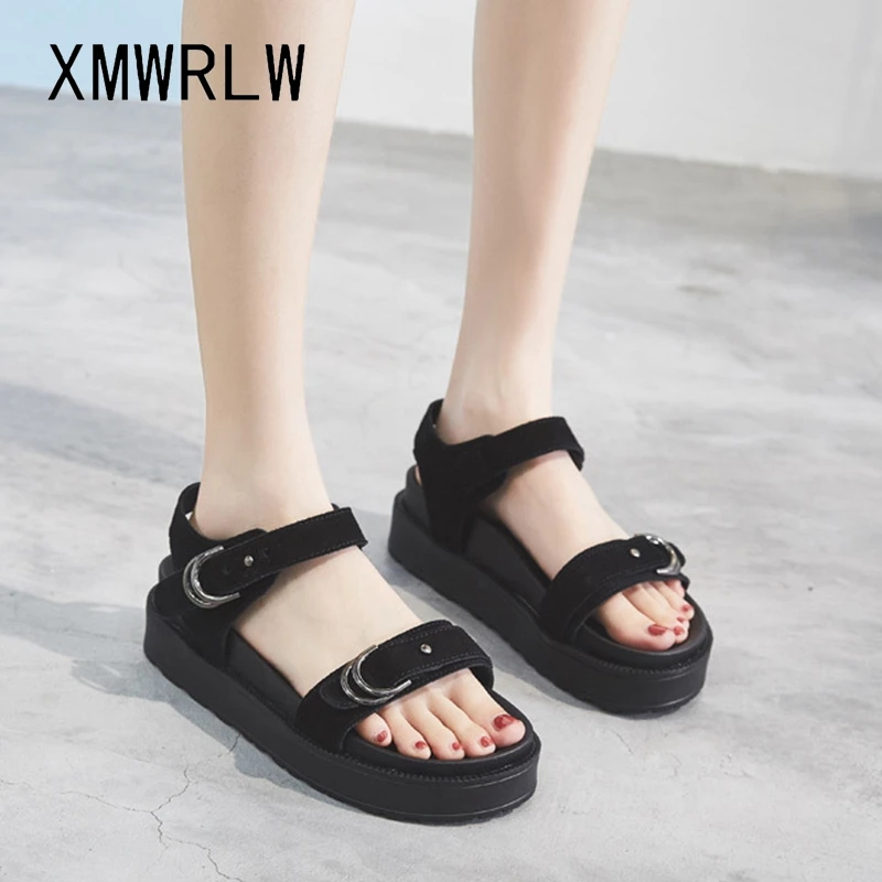 XMWRLW Women Platform Sandals Cow Leather Fashion Female Sandals 2020 Summer Shoes Thick Sole Women Black Shoes Summer Sandal
XMWRLW Women Platform Sandals Cow Leather Fashion Female Sandals 2020 Summer Shoes Thick Sole Women Black Shoes Summer Sandal