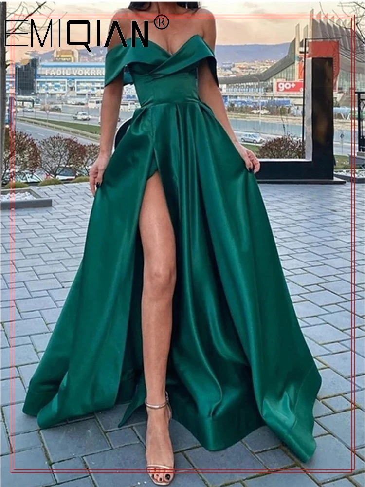 Off the Shoulder Emerald Green Satin Long Prom Dresses with Leg Slit V-neck Floor Length Arabic Evening Gowns robe de soiree
Off the Shoulder Emerald Green Satin Long Prom Dresses with Leg Slit V-neck Floor Length Arabic Evening Gowns robe de soiree