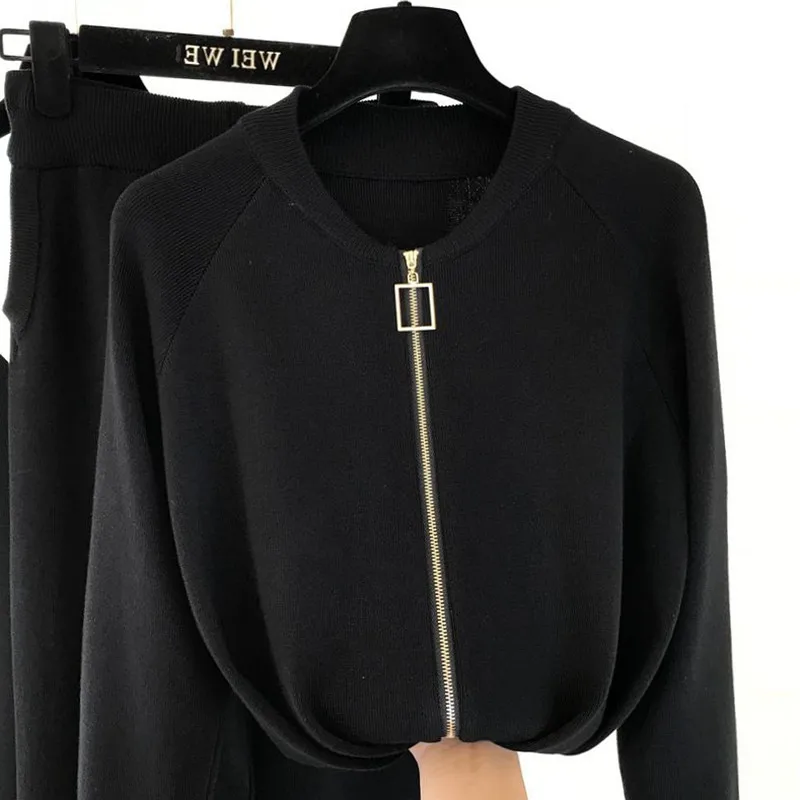 Women Knitted 3 Piece Set Casual Tracksuit Knitted Vest+Knitted coat+Pants Outfits Trousers Sets 2024 Fall two piece set women
Women Knitted 3 Piece Set Casual Tracksuit Knitted Vest+Knitted coat+Pants Outfits Trousers Sets 2024 Fall two piece set women
