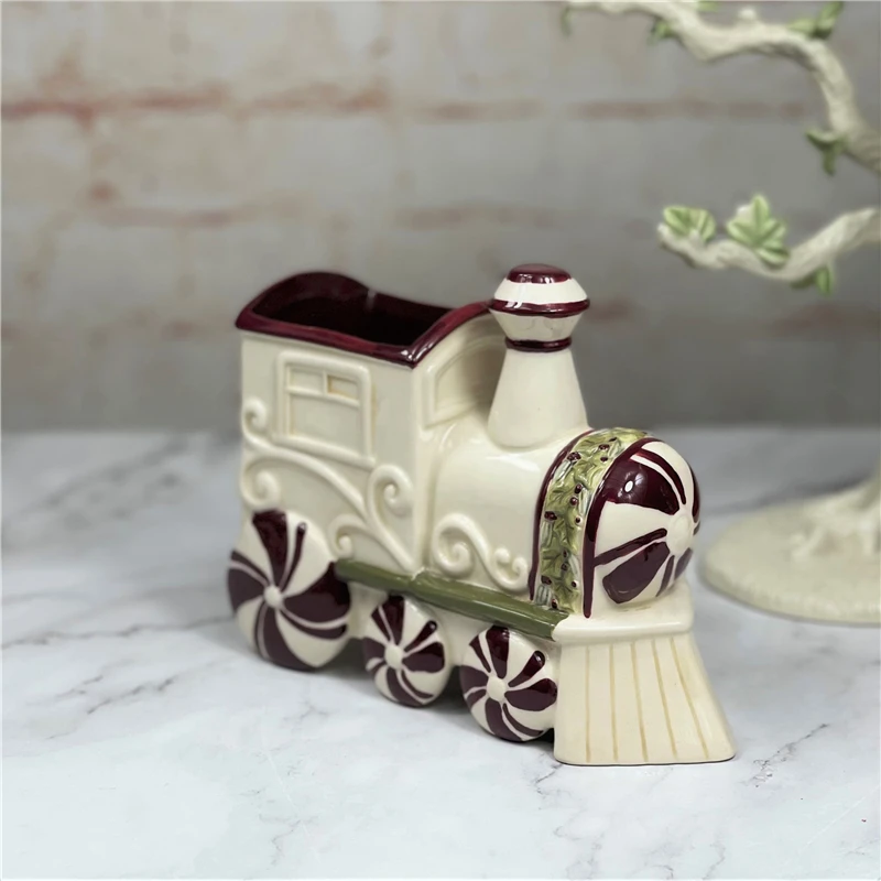 Grasslands Road Christmas Scene Ornaments Ceramic Train for Christmas Decorations Gift
Grasslands Road Christmas Scene Ornaments Ceramic Train for Christmas Decorations Gift