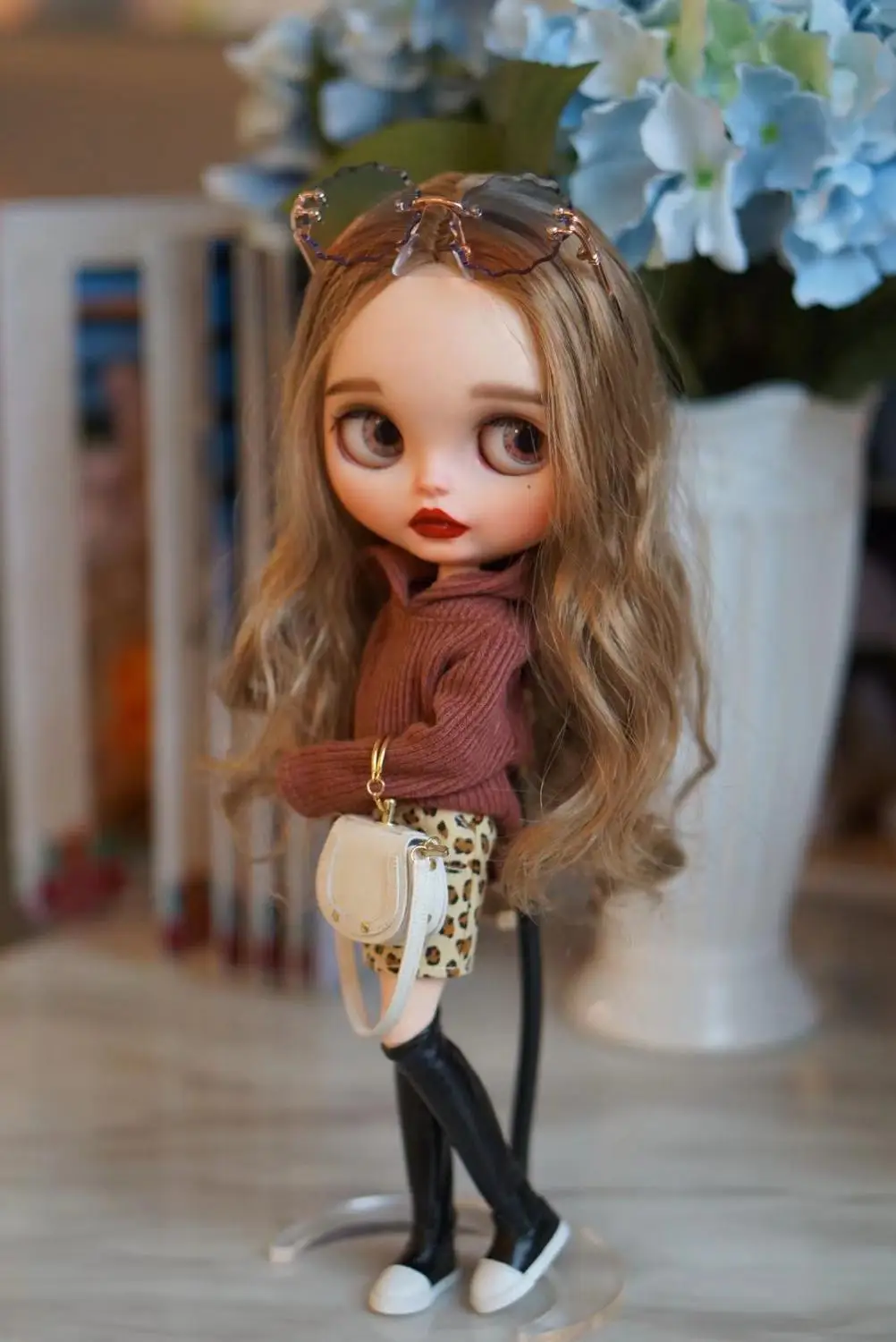 Одежда для кукол Blythes OB24, простой и универсальный свитер, толстовка с капюшоном, свитер, разноцветные аксессуары для кукол
Одежда для кукол Blythes OB24, простой и универсальный свитер, толстовка с капюшоном, свитер, разноцветные аксессуары для кукол