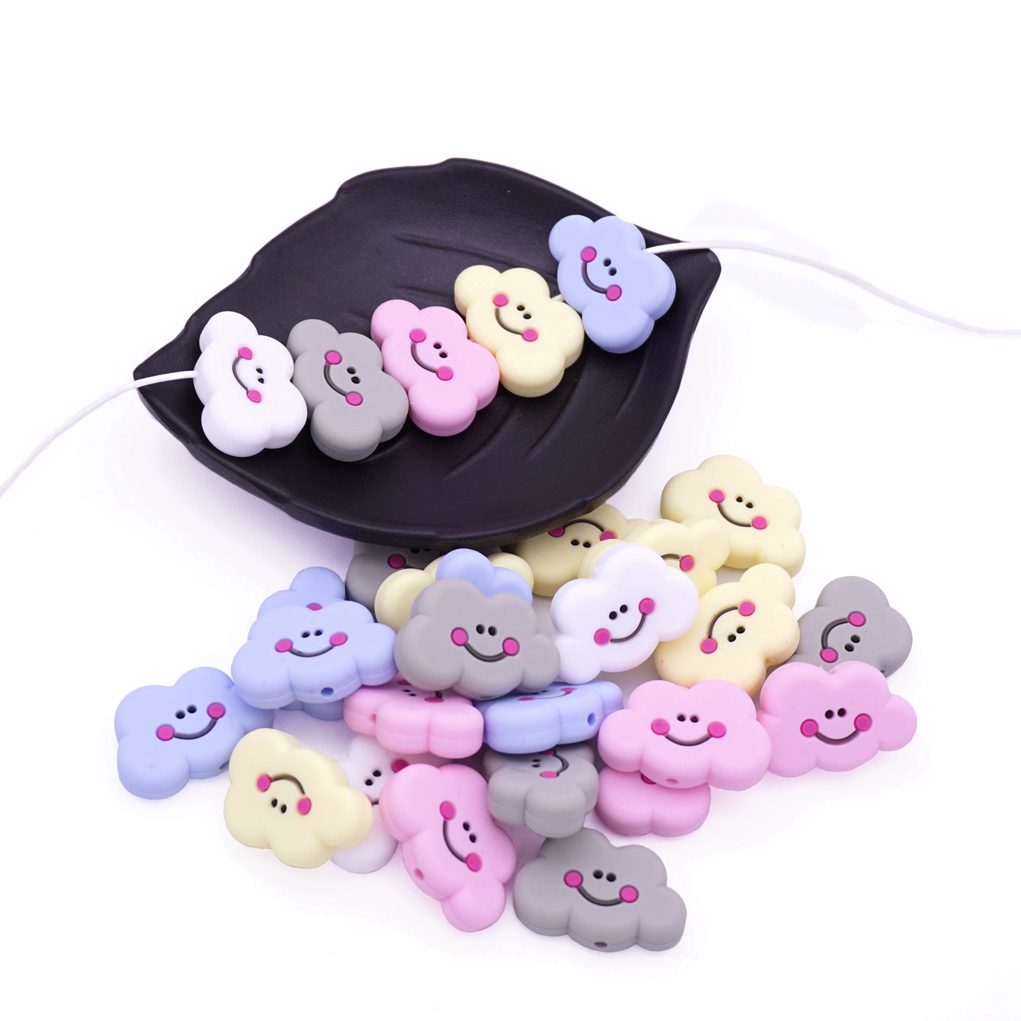 50pcs BPA Free Silicone Teething Beads Cartoon Simile Face Cloud Silicone Beads DIY Chew Necklace Pacifier Baby Teether
50pcs BPA Free Silicone Teething Beads Cartoon Simile Face Cloud Silicone Beads DIY Chew Necklace Pacifier Baby Teether