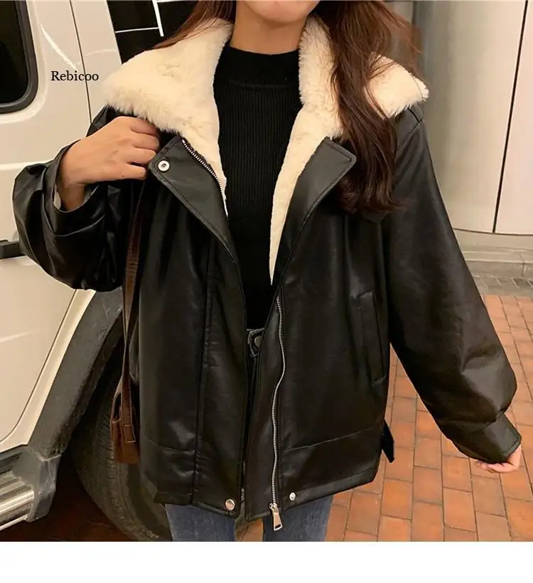 Women Faux Leather Casual Motorcycle Jackets Outwear Streetwear Chic Coat Thick Faux Fur PU Leather Jacket
Women Faux Leather Casual Motorcycle Jackets Outwear Streetwear Chic Coat Thick Faux Fur PU Leather Jacket
