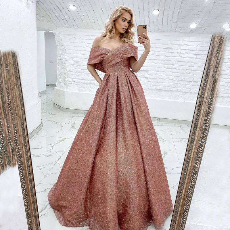 Sweetheart Off Shoulder Sequined Evening Dresses A-Line Pleats Back Zipper Prom Gowns
Sweetheart Off Shoulder Sequined Evening Dresses A-Line Pleats Back Zipper Prom Gowns