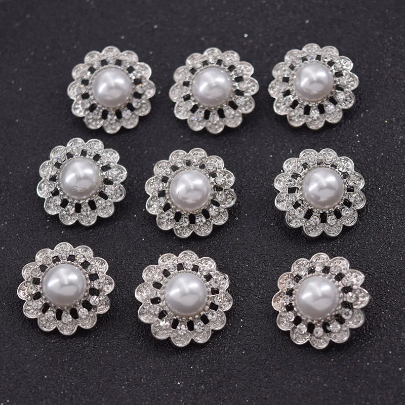 CuiEr 10pcs/lot 22mm Round buttons High quality brightness Pearl Sewing Pearl Button with Rhinestones DIY accessories
CuiEr 10pcs/lot 22mm Round buttons High quality brightness Pearl Sewing Pearl Button with Rhinestones DIY accessories