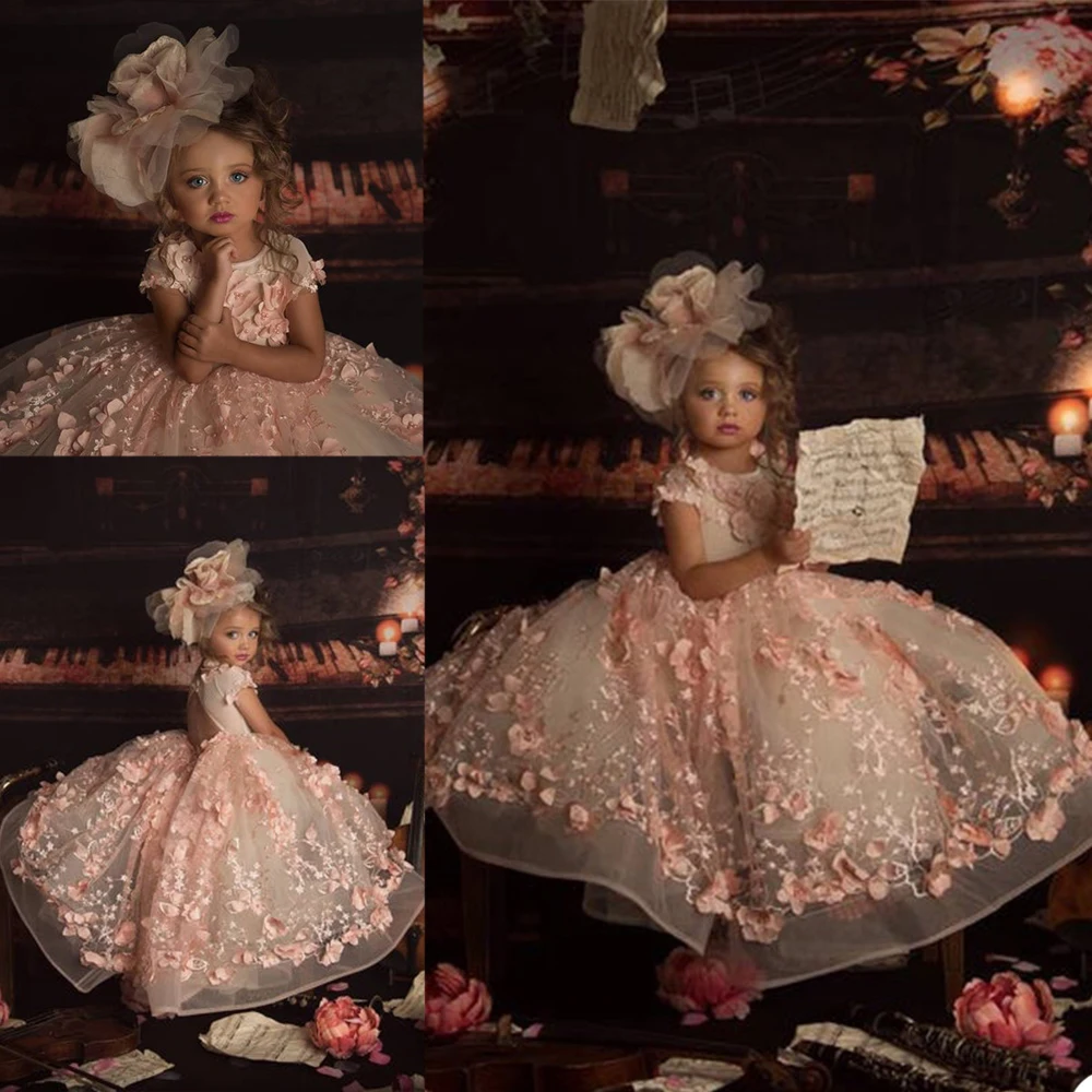 Cute Pink Flower Girl Dresses For Weddings O Neck Short Sleeve 3D Floral Girls Pageant Gowns Kids Birthday Communion Wear
Cute Pink Flower Girl Dresses For Weddings O Neck Short Sleeve 3D Floral Girls Pageant Gowns Kids Birthday Communion Wear