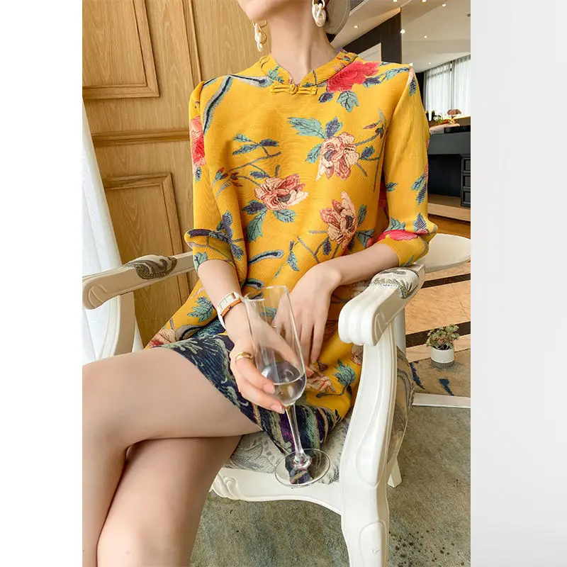 Retro Improved Cheongsam Collar Pleated Dress 2023 Spring And Autumn New Fashion Printing Loose Large Size Base Skirt
Retro Improved Cheongsam Collar Pleated Dress 2023 Spring And Autumn New Fashion Printing Loose Large Size Base Skirt