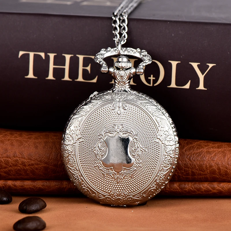 Large quartz flip shield pattern pocket watch Silver necklace pendant watch alloy pocket watch
Large quartz flip shield pattern pocket watch Silver necklace pendant watch alloy pocket watch