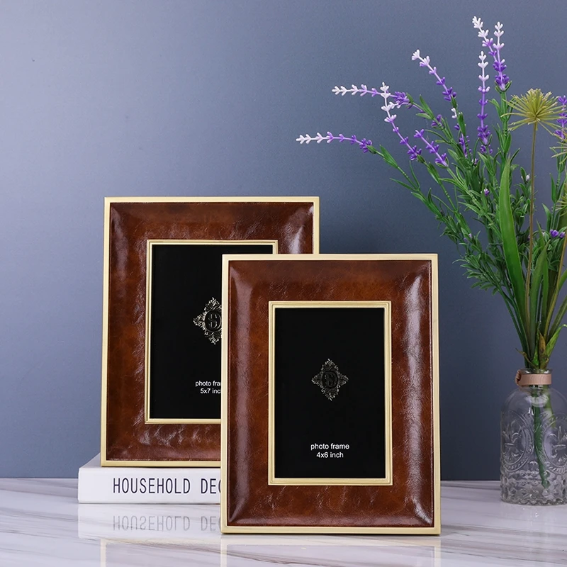 6/7 Inch Modern Light Luxury Metal Leather Photo Frame Living Room Ornaments
6/7 Inch Modern Light Luxury Metal Leather Photo Frame Living Room Ornaments