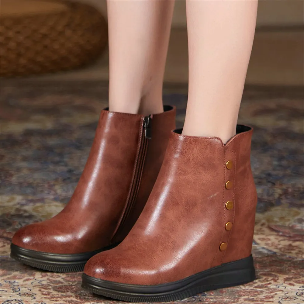 Winter Fashion Sneakers Women Genuine Leather Wedges High Heel Ankle Boots Female Round Toe Platform Pumps Shoes Casual Shoes
Winter Fashion Sneakers Women Genuine Leather Wedges High Heel Ankle Boots Female Round Toe Platform Pumps Shoes Casual Shoes