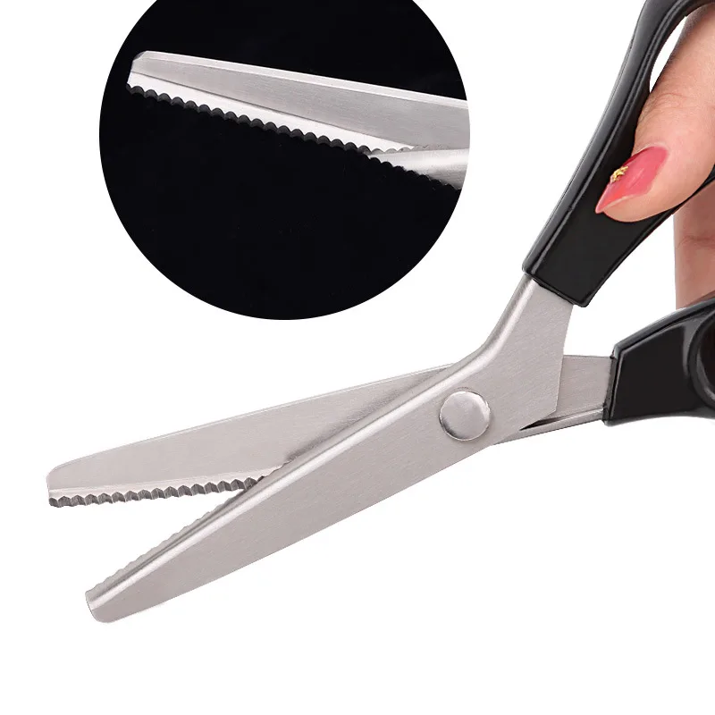 Professional Tailor Scissors Stainless Steel Dressmaking Shears Fabric Craft Zig Zag Cut Scissors DIY Sewing Tool Handheld
Professional Tailor Scissors Stainless Steel Dressmaking Shears Fabric Craft Zig Zag Cut Scissors DIY Sewing Tool Handheld