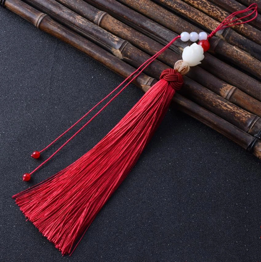 Mo Dao Zu Shi Cosplay Wei Wu Xian Lotus flower Tassel Pendant Keychain Prop Accessories the untamed Action Figures Toys
Mo Dao Zu Shi Cosplay Wei Wu Xian Lotus flower Tassel Pendant Keychain Prop Accessories the untamed Action Figures Toys