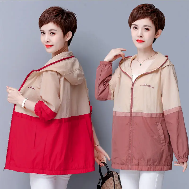 5XL Summer Jacket Women Hooded Sun Protection Clothing Middle-aged Mother Thin Anti-UV Overcoat Coat Women Jacket
5XL Summer Jacket Women Hooded Sun Protection Clothing Middle-aged Mother Thin Anti-UV Overcoat Coat Women Jacket