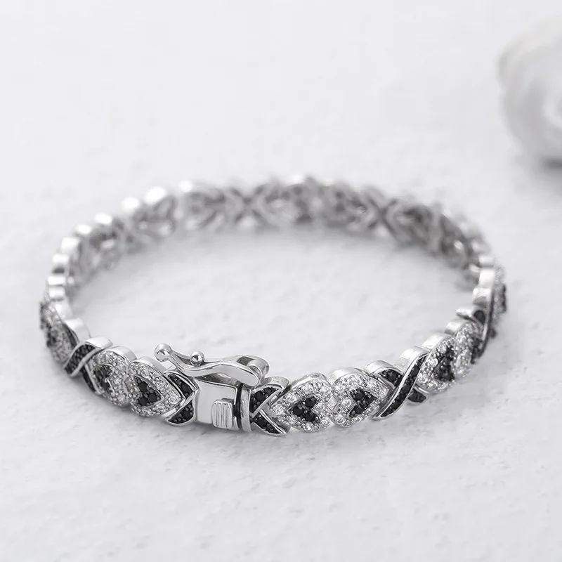 Luxury Silver Color White Black Crystal Heart Chain Bracelet Birthday Christmas Gift Valentine's Day Gift Bridal Wedding Jewelry
Luxury Silver Color White Black Crystal Heart Chain Bracelet Birthday Christmas Gift Valentine's Day Gift Bridal Wedding Jewelry
